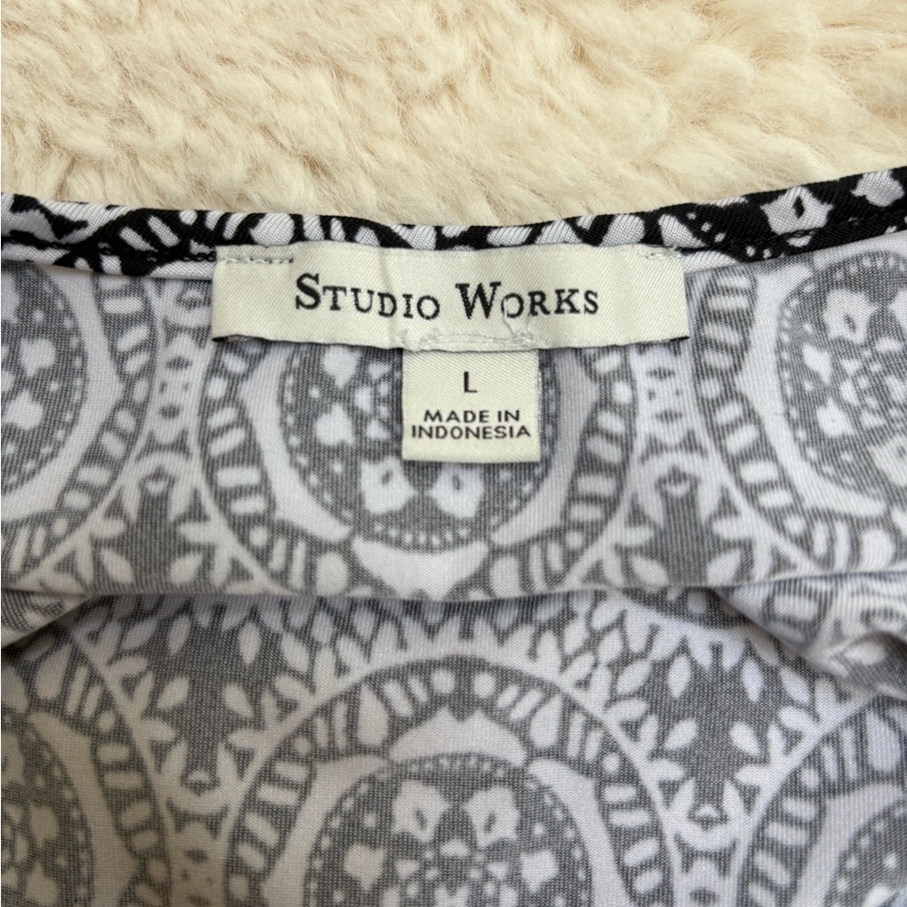 Studio Works Monochrome Paisley Blouse - Picture 5 of 7
